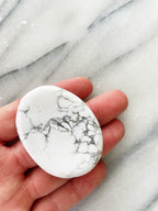 Howlite | Worry Stone