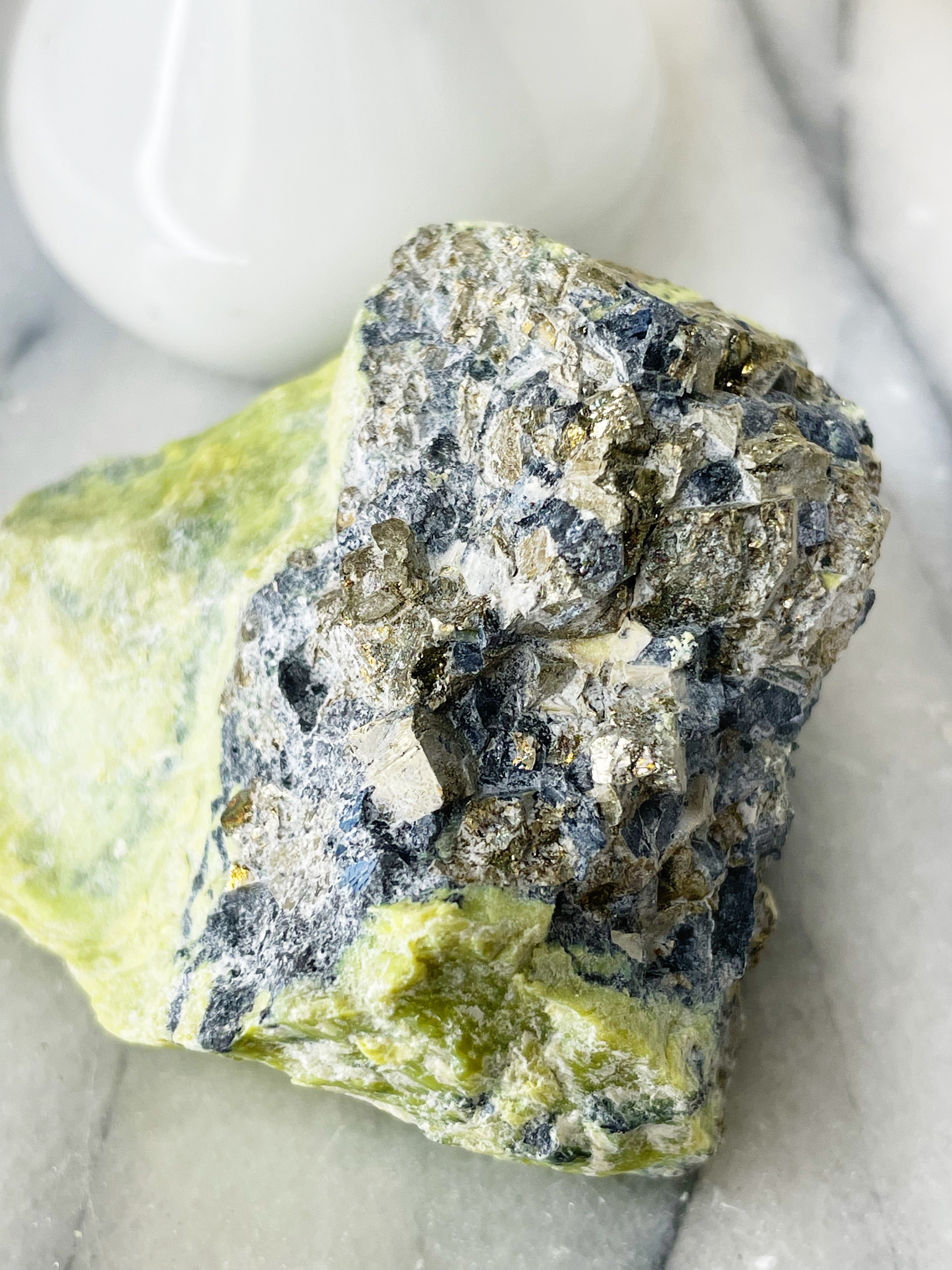 Serpentine | Rough (SECONDS)