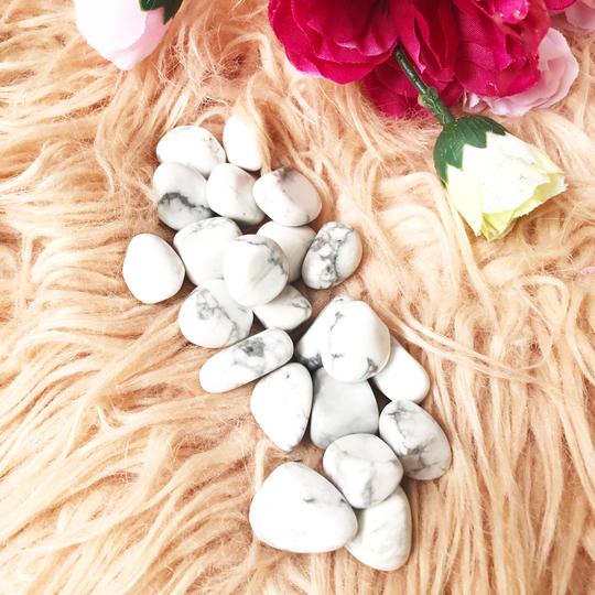 Howlite | Tumble